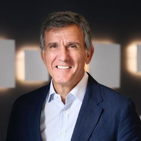 Gustavo  Manriquez