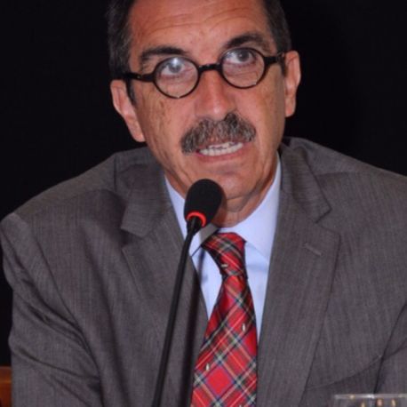 VÍCTOR RUGGIERI