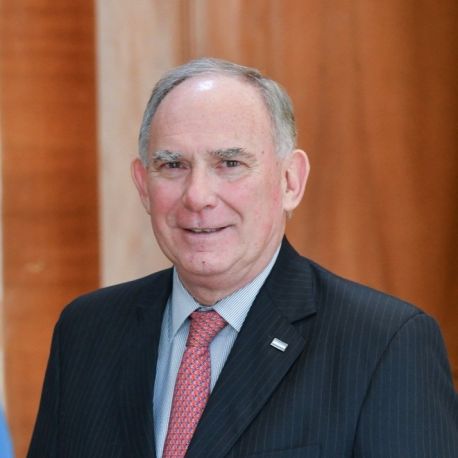 Luis  Lucero