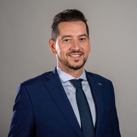 Federico Amos
