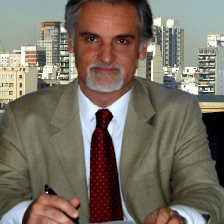 GUSTAVO LLAMBIAS