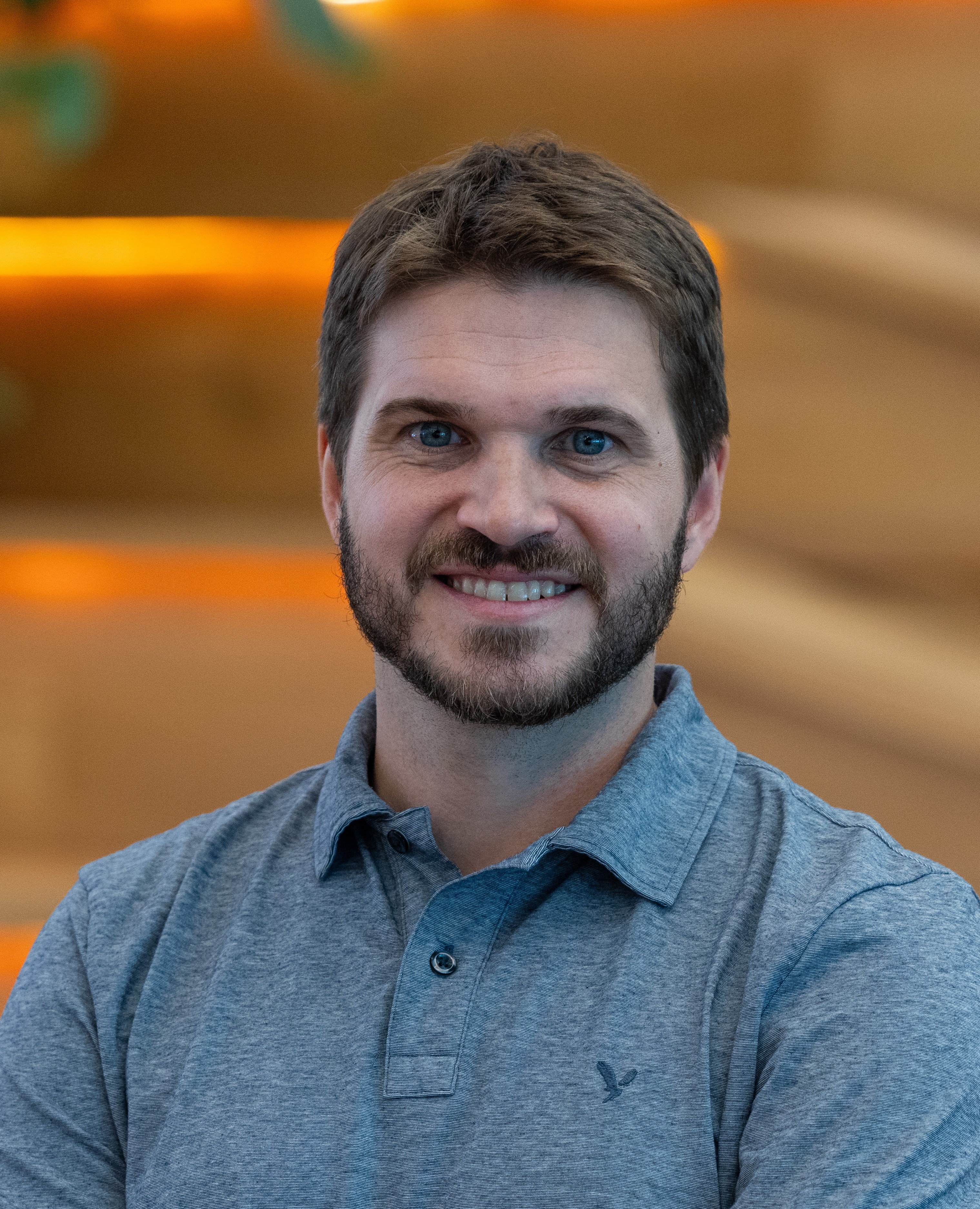 Adrián Ecker